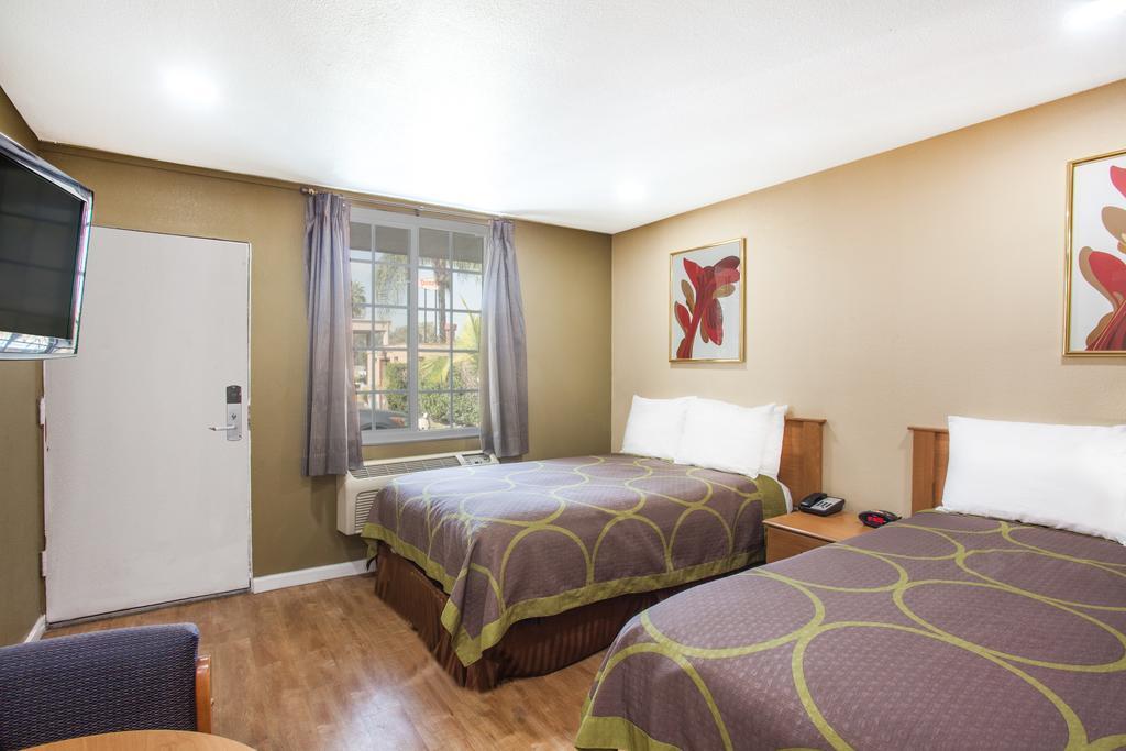 Super 8 By Wyndham Redlands/San Bernardino Motel Kültér fotó
